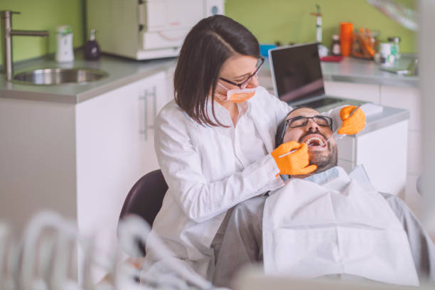 Best Mobile Emergency Dentist in Brownstown, IN